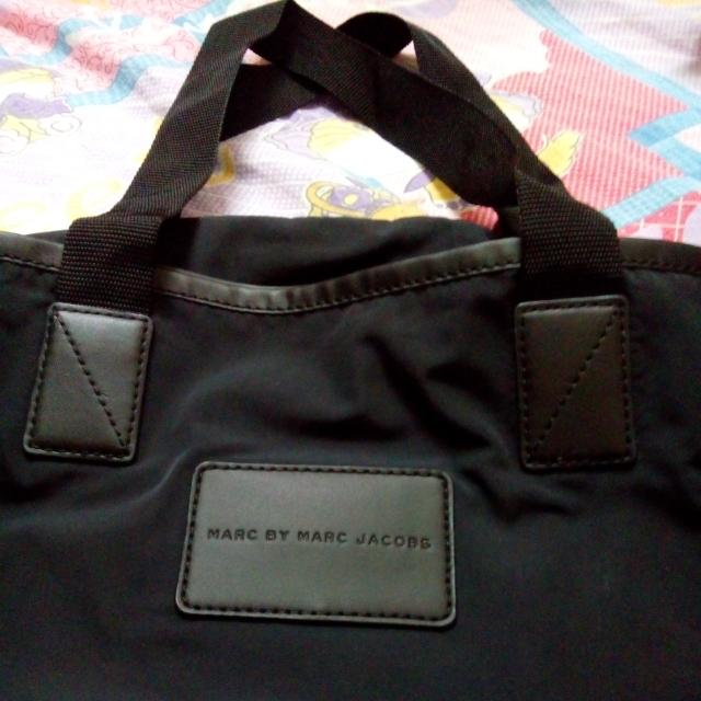 marc jacobs gym bag