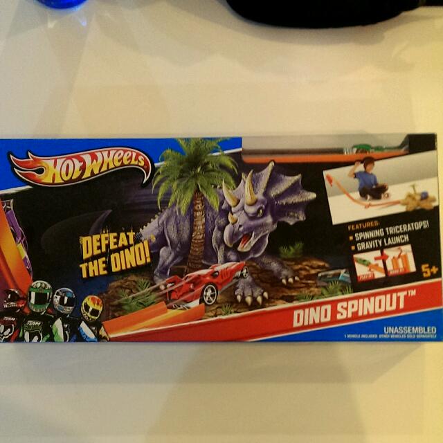 hot wheels dino spinout