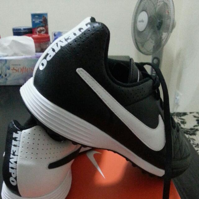 Nike Tiempo Genio Leather (Turf), Sports Equipment, Sports \u0026 Games, Racket  \u0026 Ball Sports on Carousell