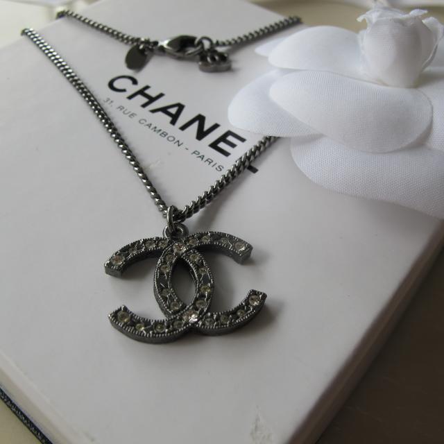 Chanel collier necklace clearance