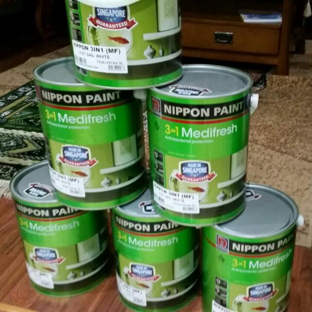 Nippon Paint 3in1 Sail White And White, Furniture & Home Living, Kitchenware & Tableware, Table