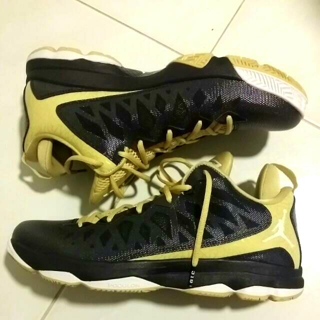 Cp3 black hotsell and gold