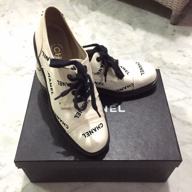 vintage chanel shoes
