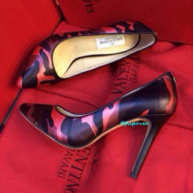 valentino red bottom heels