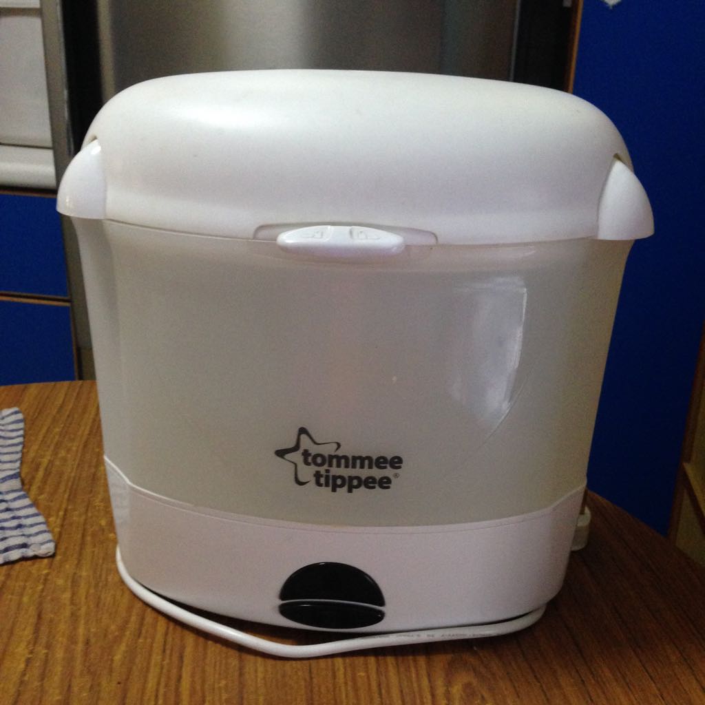 Bundle Avent Bottles, Tommee Tippee Sterilizer, Lucky Baby Drying Rack