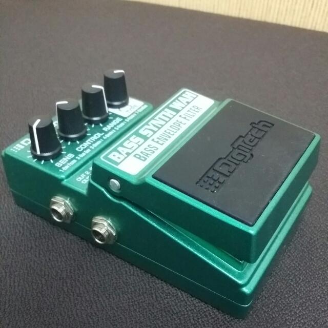 Digitech BASS SYNTH WAH pedal, Hobbies & Toys, Music & Media, Music