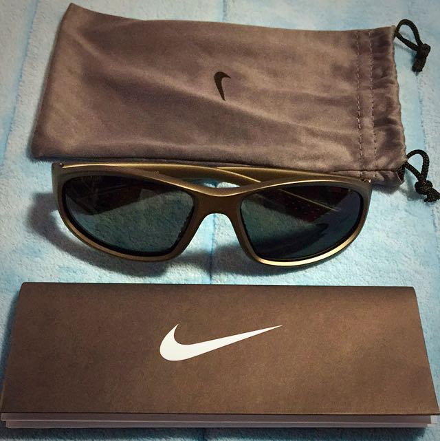 nike debut sunglasses