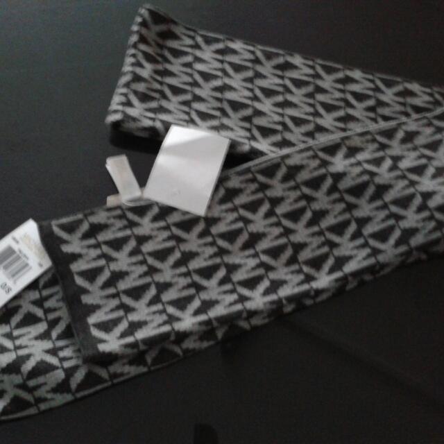 mk scarf