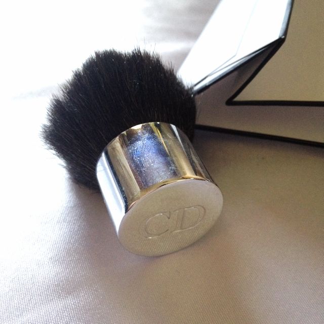 Dior Mini Kabuki Brush, Beauty & Personal Care, Face, Face Care on Carousell