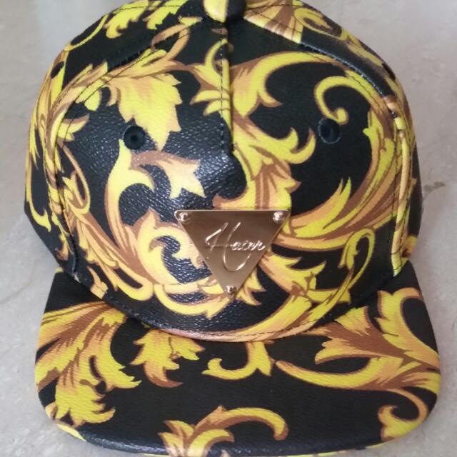 Hater gold discount snapback