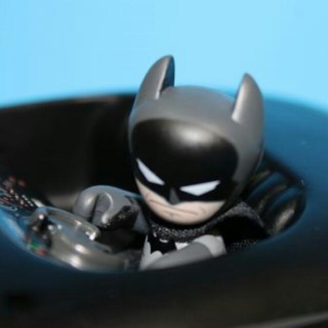 Mexico Toyz Batmobile Mez itz Mighty Muggs Batman Hottoys Hot Toys