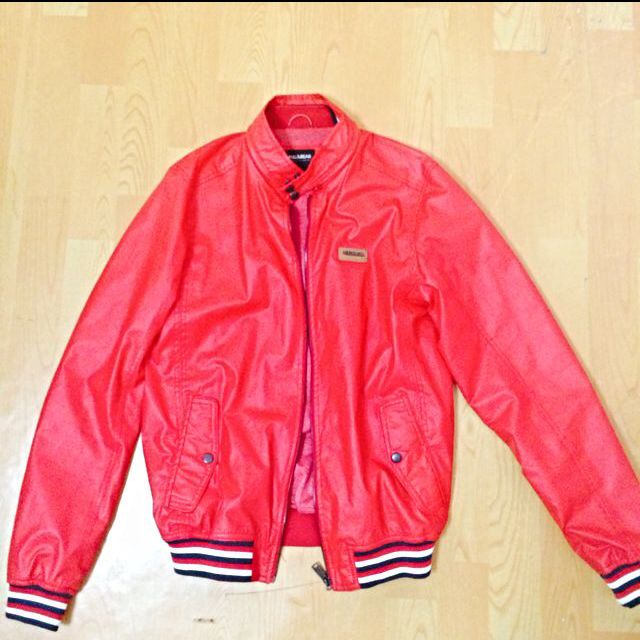 Pull and bear clearance red bomber jacket
