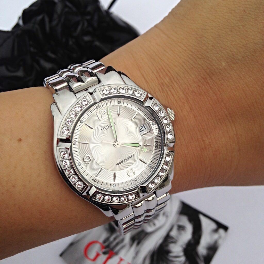 guess shiny puffer jacket