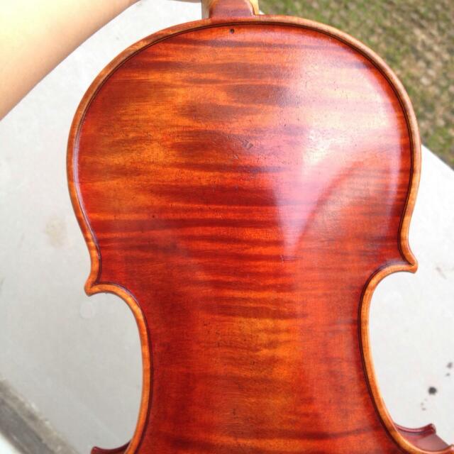 Old violin on sale house