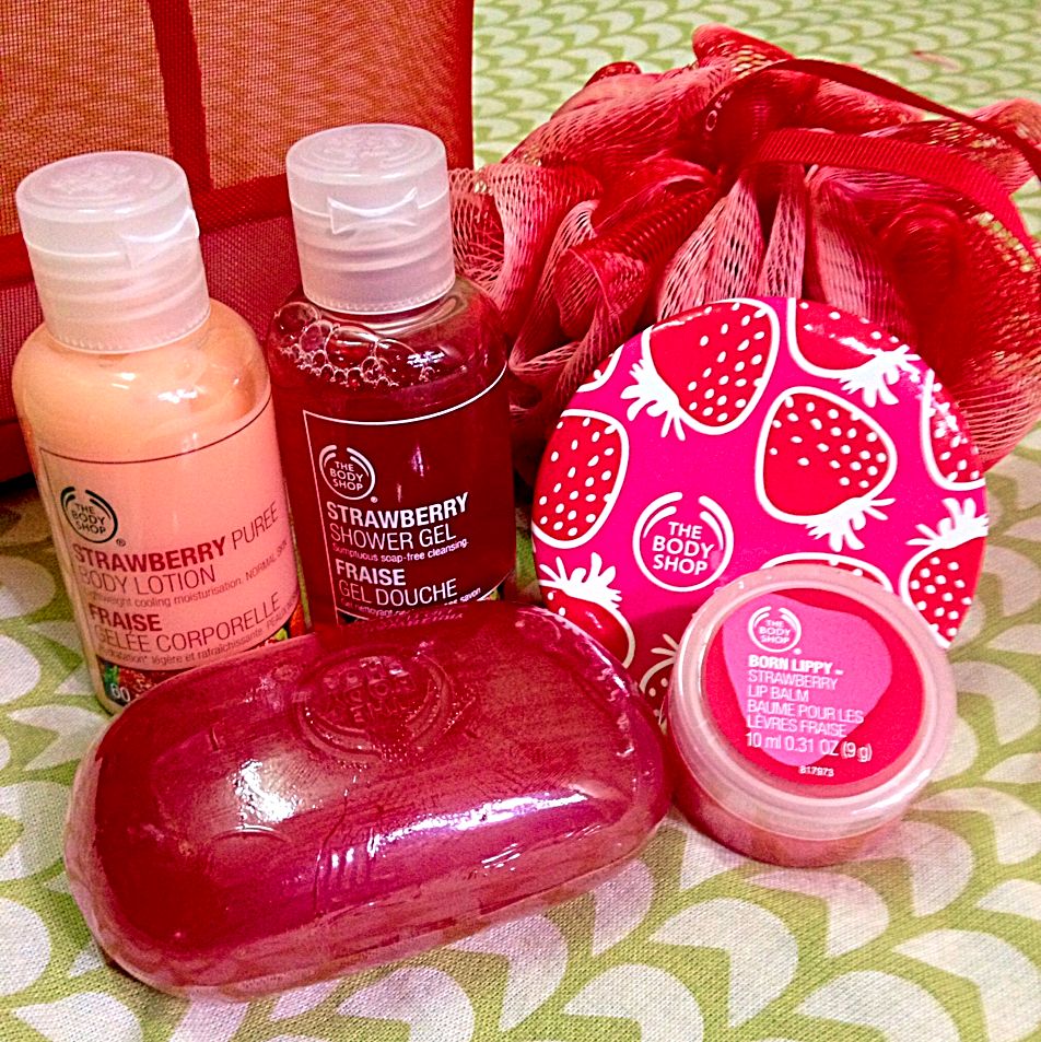 The Body Shop Shower Set, Beauty & Personal Care, Face, Face Care on