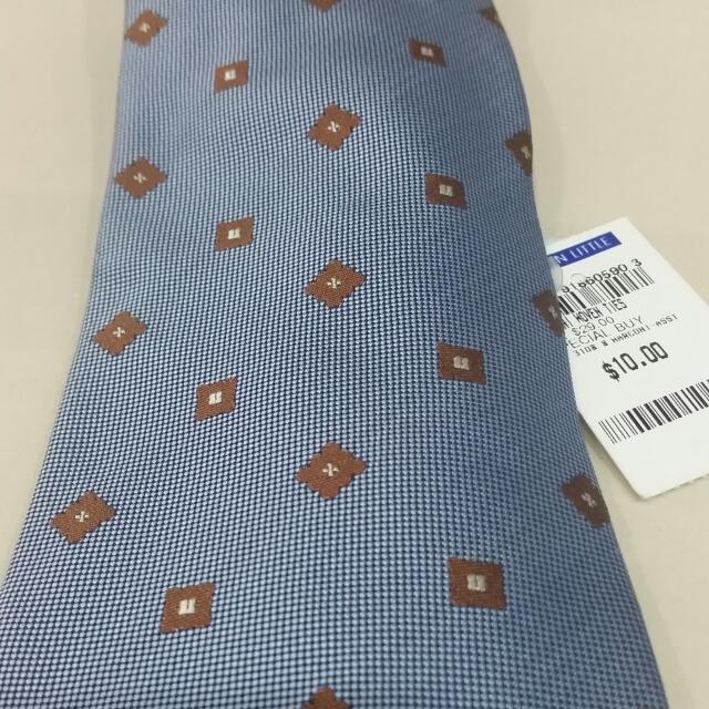 Tie (Category: Ties) located in Singapore. Submitted by garanguny (Listing ID 9206556, Image 2). Description: .
