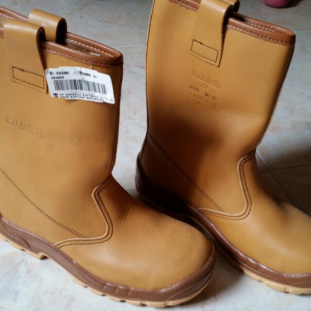 jallatte safety shoes price