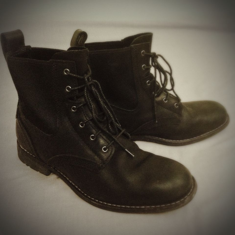 black timberland high heel boots