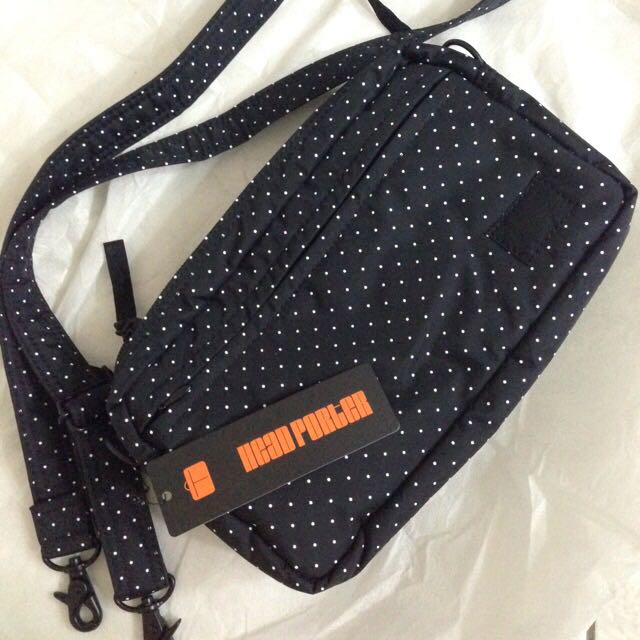 head porter sling bag