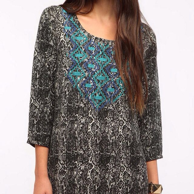 ecote dress