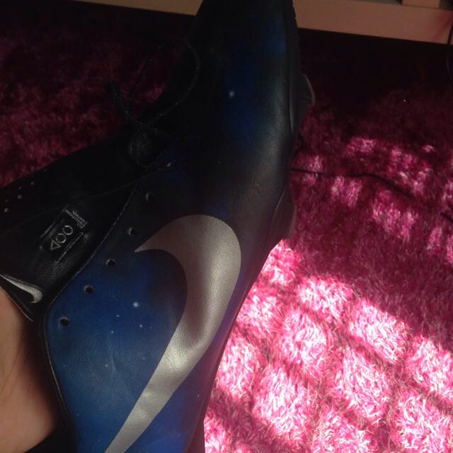 nike mercurial galaxy