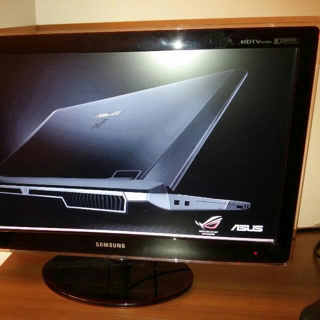 HD Samsung SyncMaster P2370HD @UTOWN 
