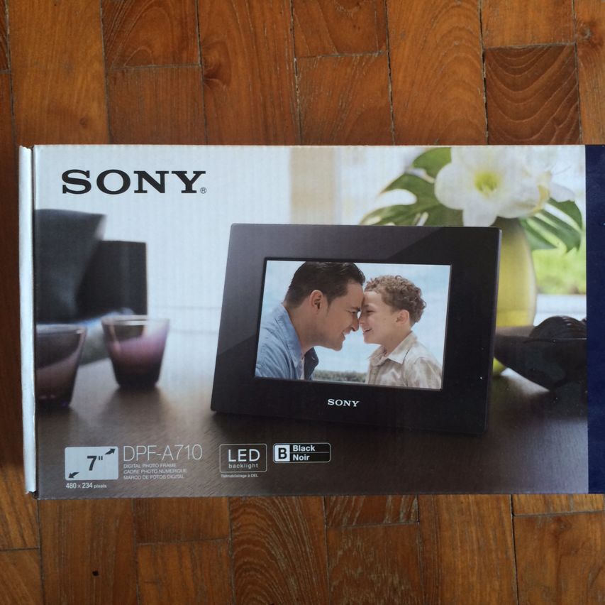 Sony Digital Photo Frame (DPFA710), Computers & Tech, Parts