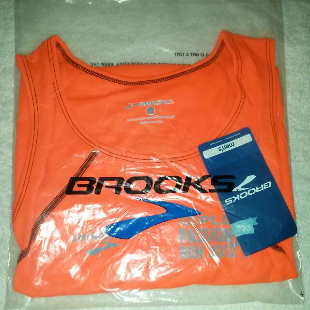 brooks running tank