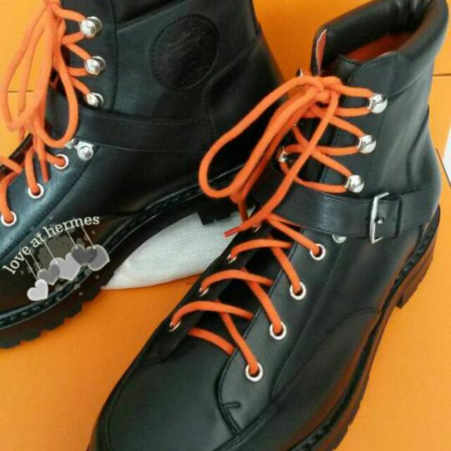 Hiking Boots, Luxury on Carousell