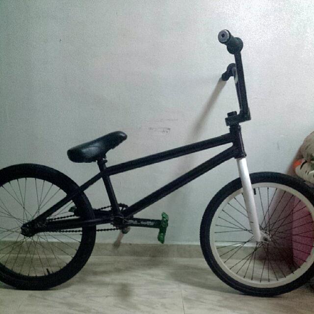 stln bmx