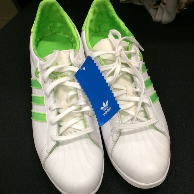 Adidas women's on sale sleek series