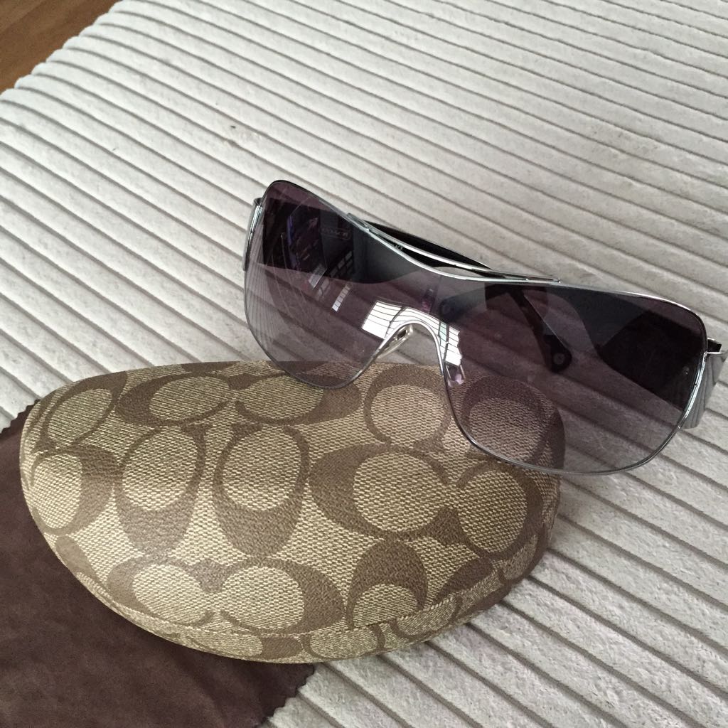 Coach Vintage Sunglasses, Luxury, Bags & Wallets on Carousell