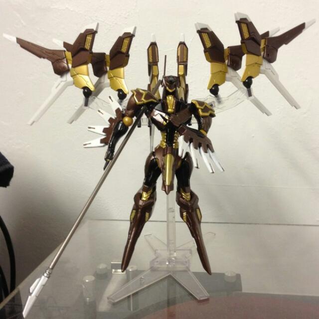 revoltech anubis