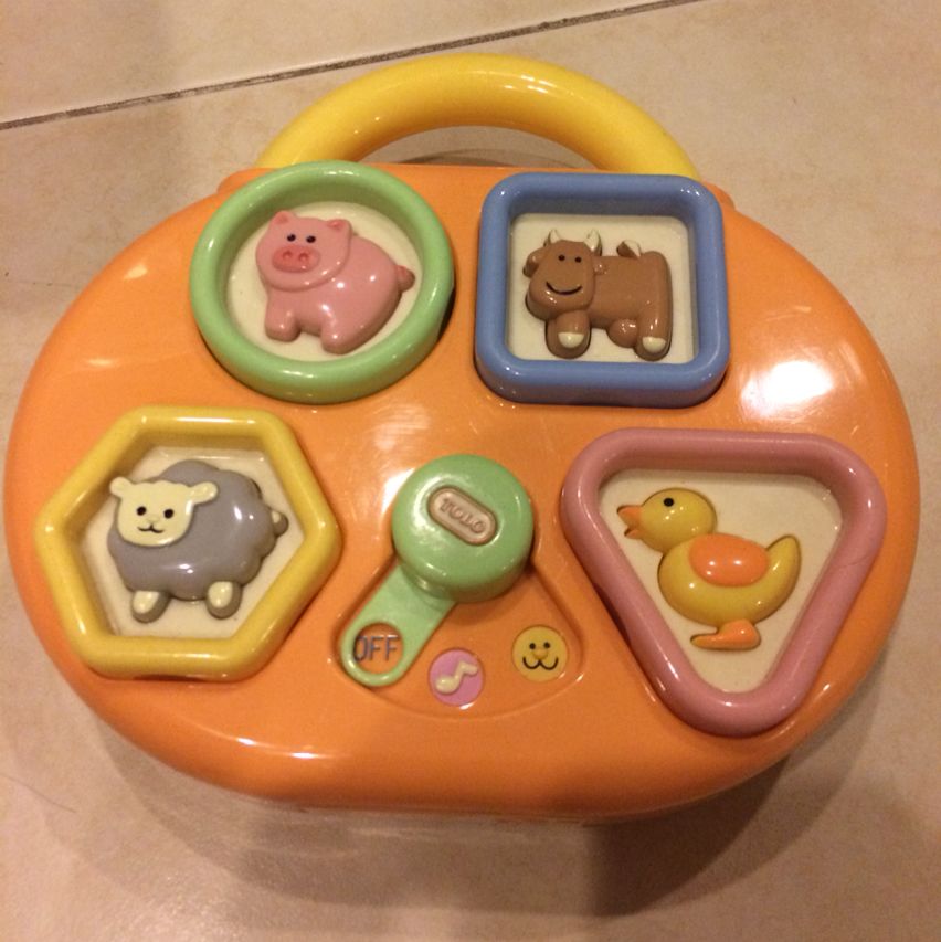 tolo musical shape sorter
