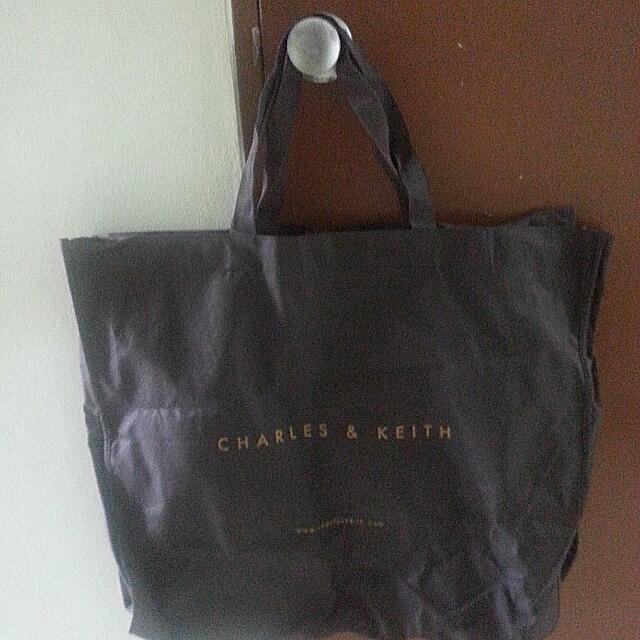 Dust bag charles and keith 2025