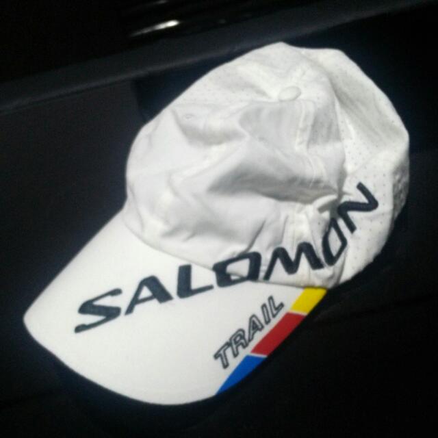 salomon trail running hat
