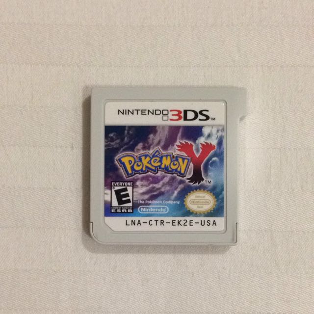 (Pending) Nintendo 3DS XL Limited Edition Pokemon Y, Computers & Tech