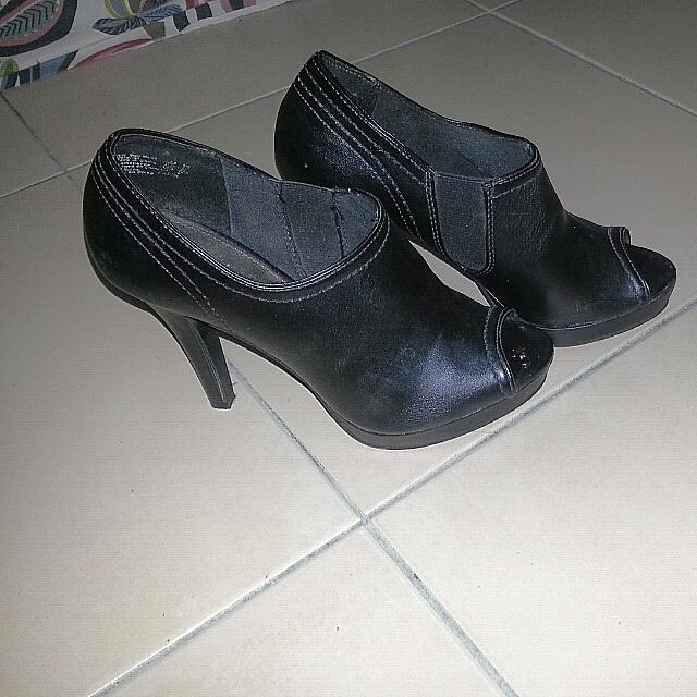 black hill shoes