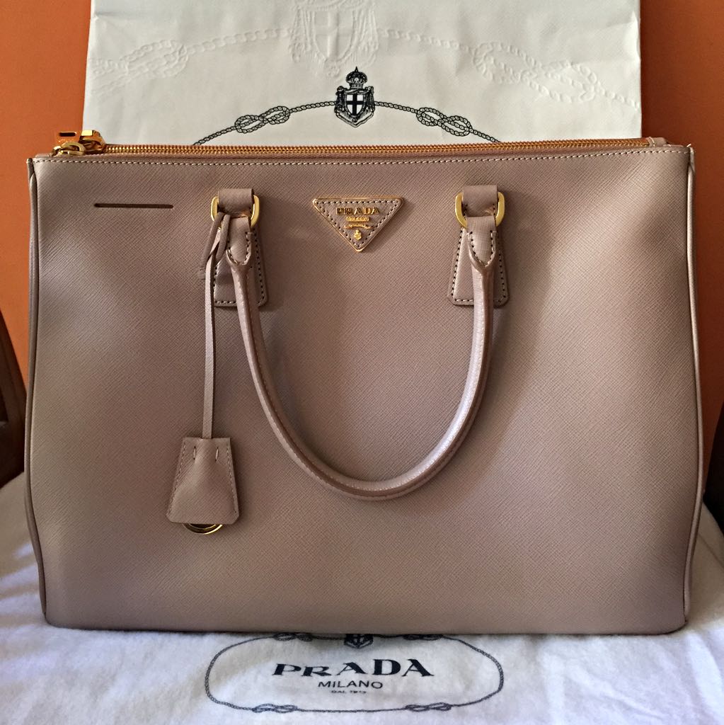 Prada bn1786 2025