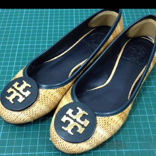 tory burch shoes price
