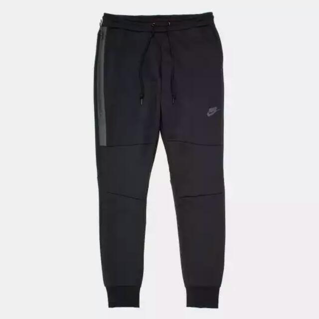 tech fleece sweatpants