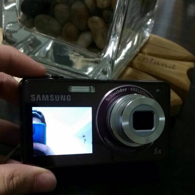 Samsung ST700 Selfie Camera, Photography, Video Cameras on Carousell