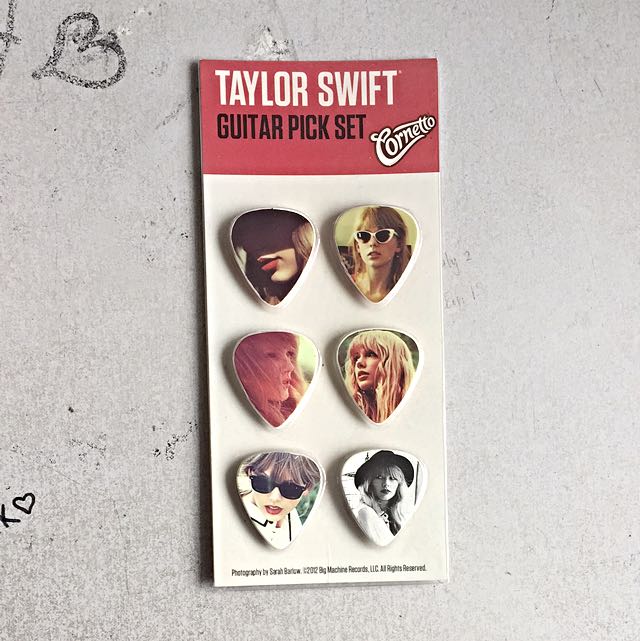 Taylor swift red guitar picks top
