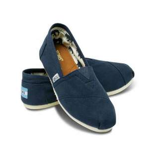 (Instock) Navy TOMS 
