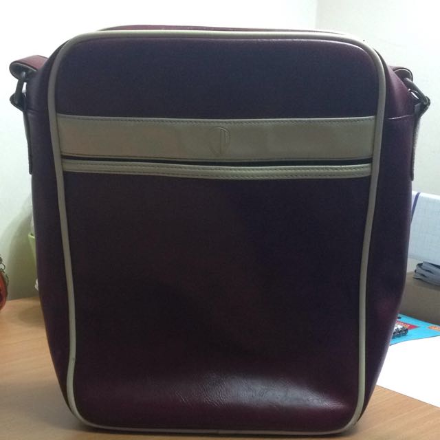 ben sherman flight bag