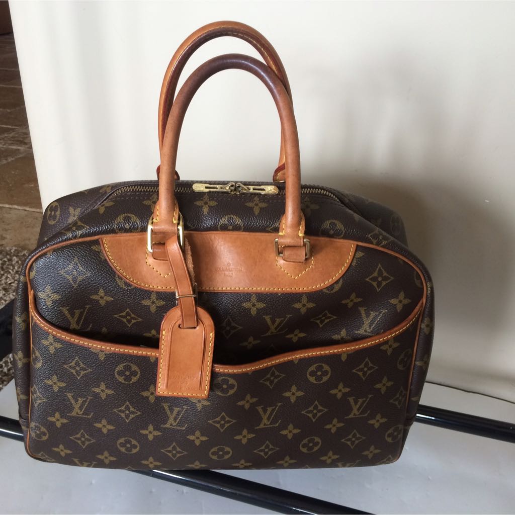 Louis Vuitton Logo Deauville Hand Bag Monogram Leather Brown Duffle Luggage  Tag