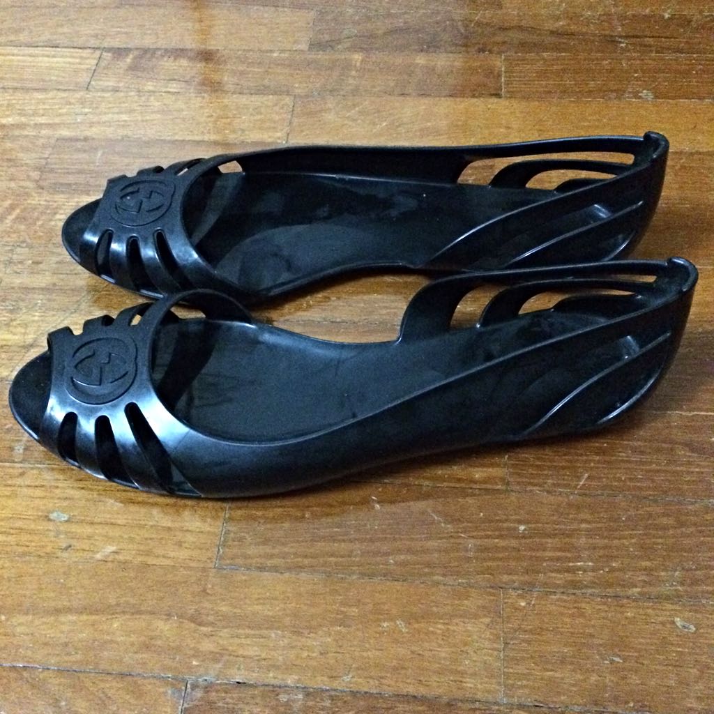 gucci jelly flats