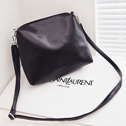 plain black sling bag