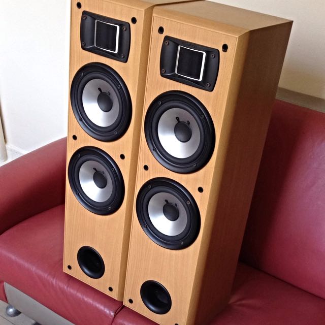 KENWOOD LSV320W FLOOR STANDING SPEAKERS !!!, Furniture & Home Living