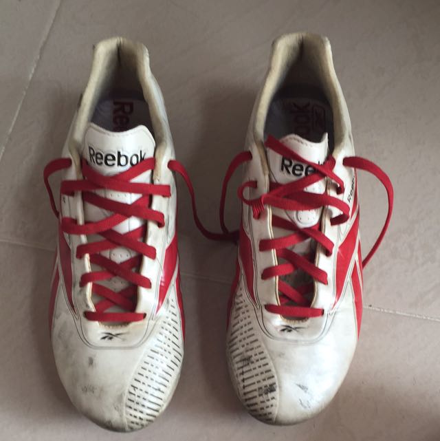 Reebok Soccer Boots, Sports on Carousell